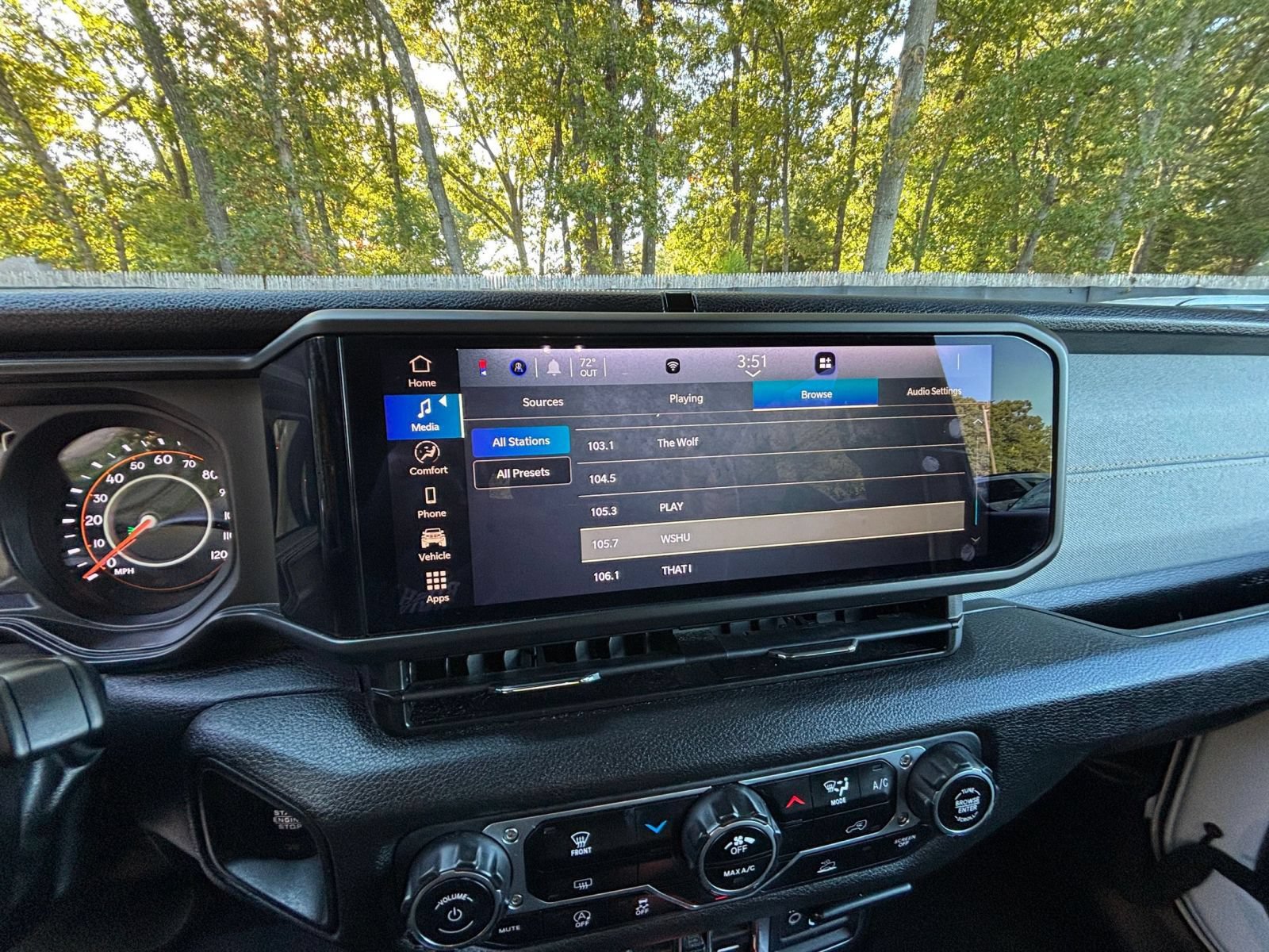 Used 2025 Jeep Wrangler Unlimited Sport AWD/4WD image 20