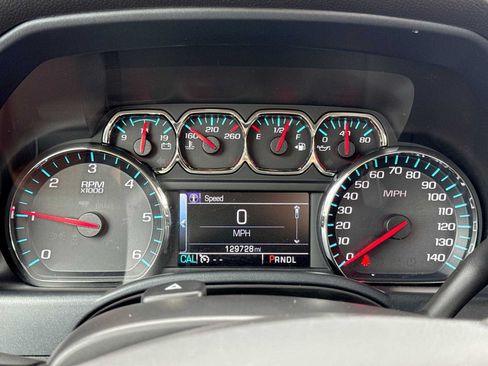 Used 2017 Chevrolet Silverado 1500 LT w/ All Star Edition AWD/4WD image 32