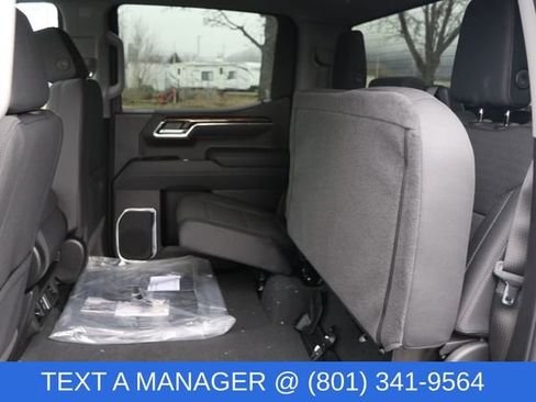 New 2026 GMC Sierra 1500 SLE image 15