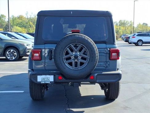New 2026 Jeep Wrangler Unlimited Sport AWD/4WD image 19