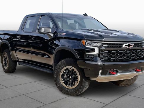 Certified 2025 Chevrolet Silverado 1500 ZR2 w/ Technology Package image 3