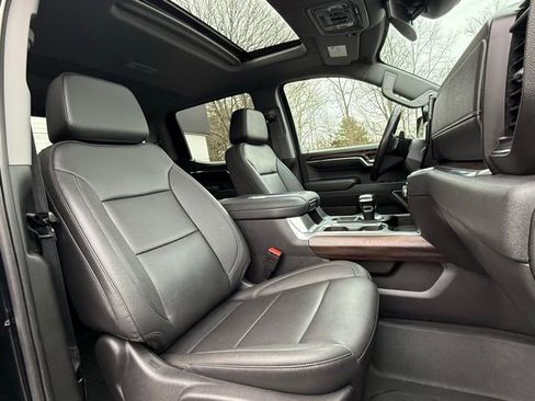 Used 2022 GMC Sierra 1500 SLT w/ SLT Premium Plus Package image 19