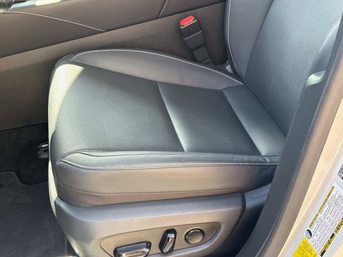 Used 2026 Lexus RX 350 Premium w/ Accessory Package (Z1) FWD image 21