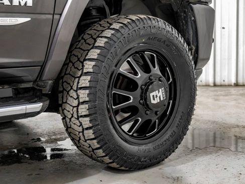Used 2024 RAM 3500 Limited AWD/4WD image 68