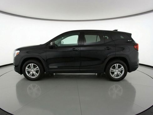 Used 2024 GMC Terrain SLE FWD image 5