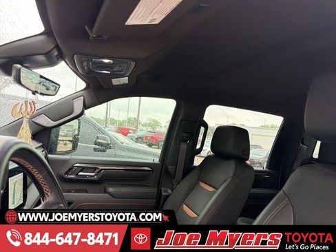 Used 2026 GMC Sierra 2500 AT4 w/ Technology Package image 3