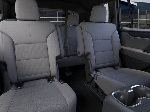 New 2026 GMC Acadia Elevation FWD image 17