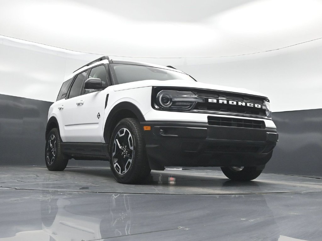 Certified 2023 Ford Bronco Sport Outer Banks w/ Tech Package AWD/4WD image 45