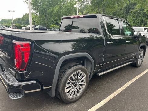 Used 2023 GMC Sierra 1500 Denali Ultimate AWD/4WD image 3