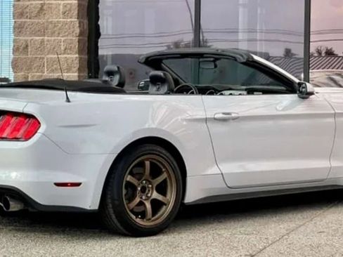Used 2015 Ford Mustang Premium RWD image 9