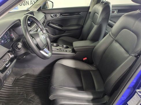 Used 2024 Honda Civic Touring image 9