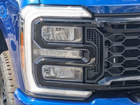 New 2026 Ford F350 Lariat w/ Black Appearance Package image 8