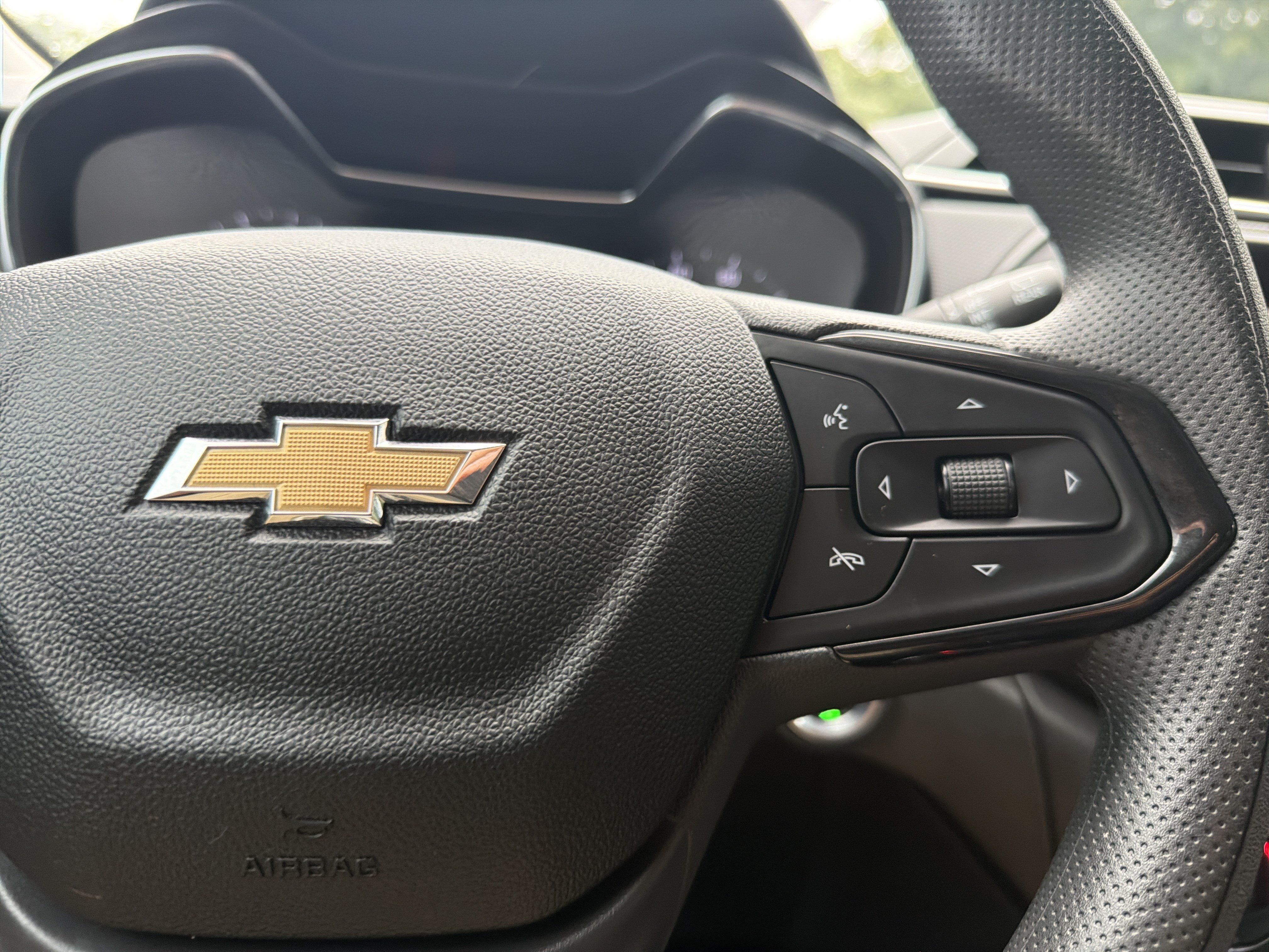Used 2023 Chevrolet TrailBlazer LT FWD image 28