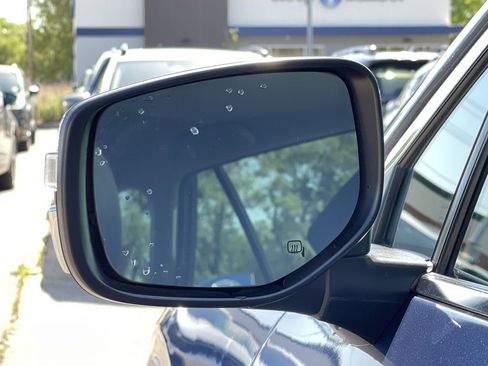 Used 2020 Subaru Outback Limited AWD/4WD image 19