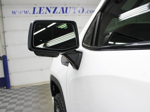 Used 2024 GMC Sierra 1500 AT4 image 79