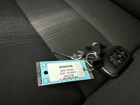 Used 2025 Honda Civic Sport image 33