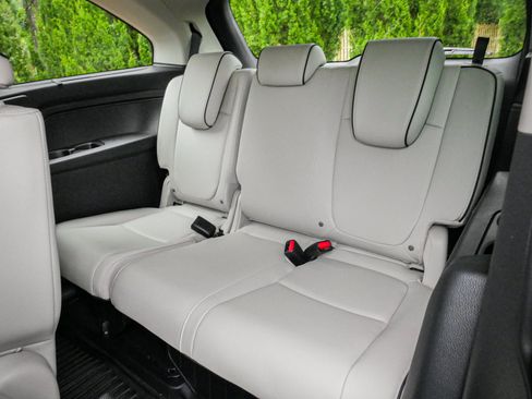 New 2026 Honda Odyssey Touring image 32