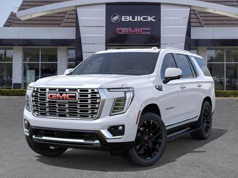 New 2026 GMC Yukon Denali w/ Sun & Power Step Package image 6