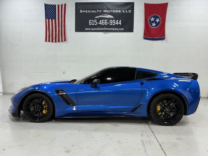 Used 2015 Chevrolet Corvette Z06 w/ 3LZ Preferred Equipment Group RWD image 8