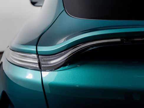 Used 2023 Aston Martin DBX 707 image 12