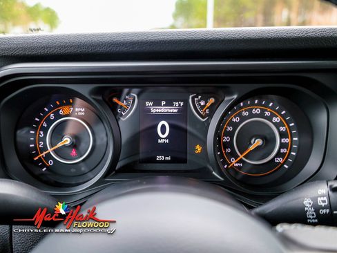 Used 2026 Jeep Wrangler Sport S image 16