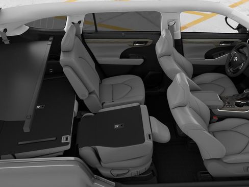 New 2026 Toyota Highlander Limited image 22