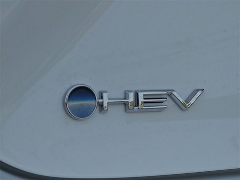 New 2026 Toyota Camry SE image 10