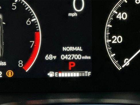 Used 2025 Honda Pilot Touring image 31