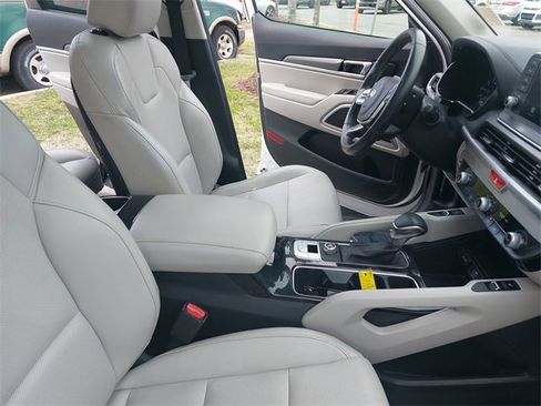 Used 2020 Kia Telluride S image 10