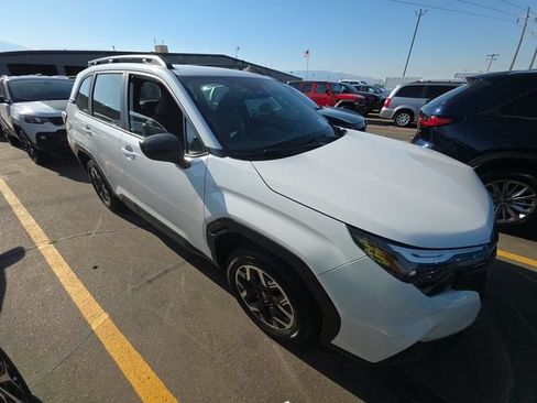 Used 2026 Subaru Forester AWD/4WD image 2