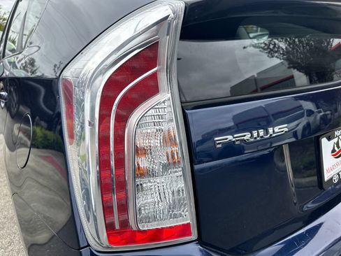 Used 2012 Toyota Prius Two FWD image 10