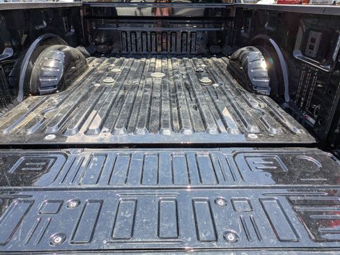 Used 2025 Ford F250 Lariat AWD/4WD image 29