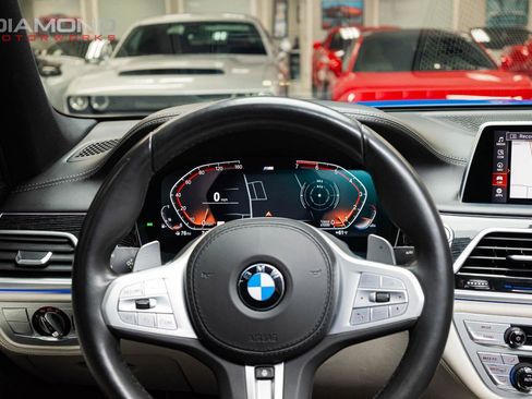 Used 2021 BMW 750i xDrive w/ Executive Package image 67