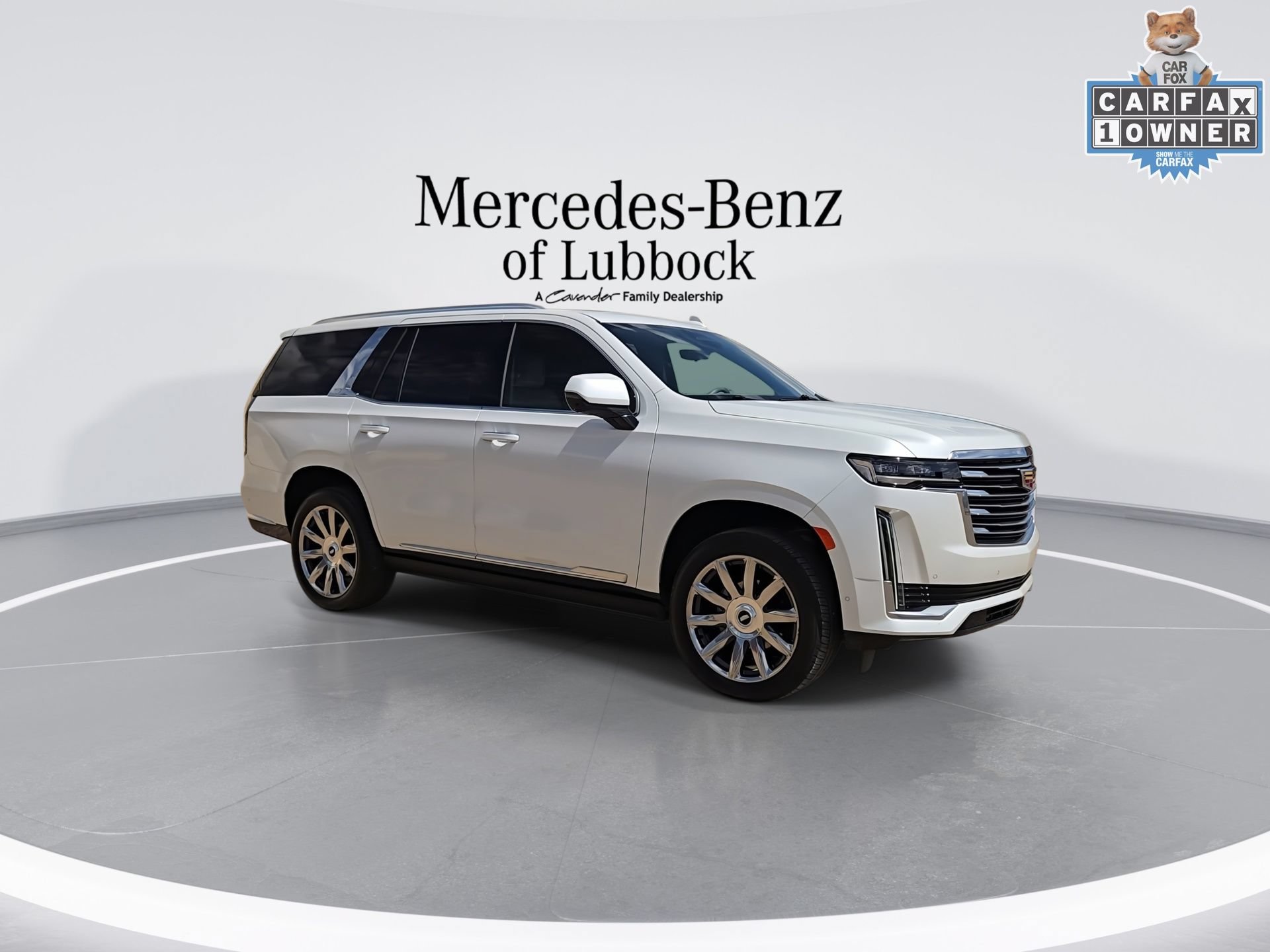 Used 2024 Cadillac Escalade Premium Luxury Platinum w/ Heavy-Duty Trailer Package AWD/4WD image 2
