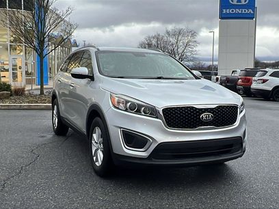 Used 2017 Kia Sorento LX