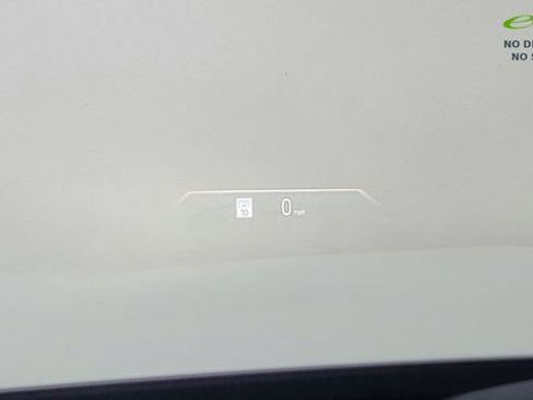 Used 2023 BMW i7 xDrive60 w/ Executive Package 2 AWD/4WD image 40