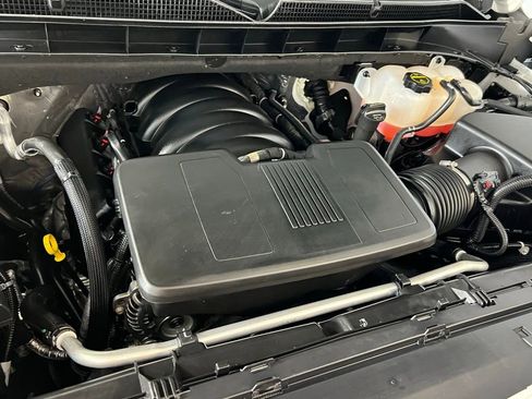 Used 2025 GMC Yukon Denali image 37