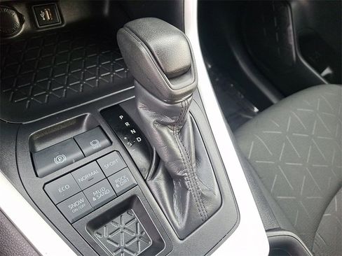 Used 2024 Toyota RAV4 XLE image 16