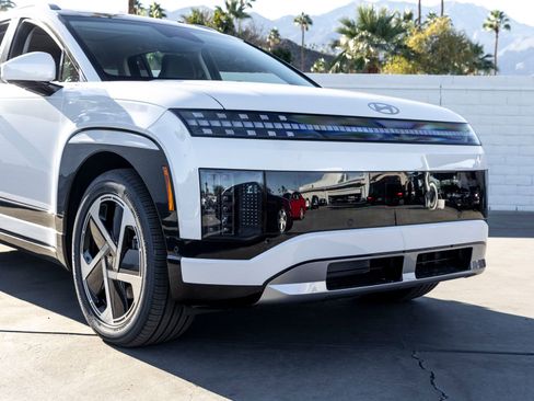 New 2026 Hyundai Ioniq 9 Limited image 3