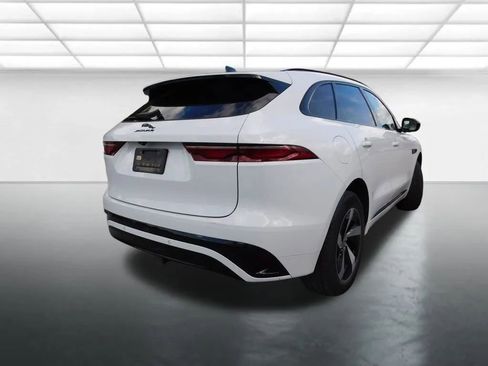 Used 2025 Jaguar F-PACE R-Dynamic S image 5