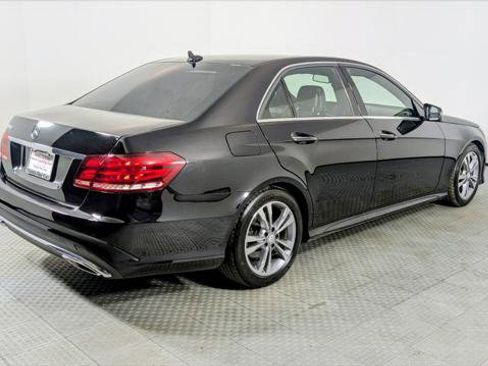 Used 2016 Mercedes-Benz E 350 Sedan w/ Premium Package image 7