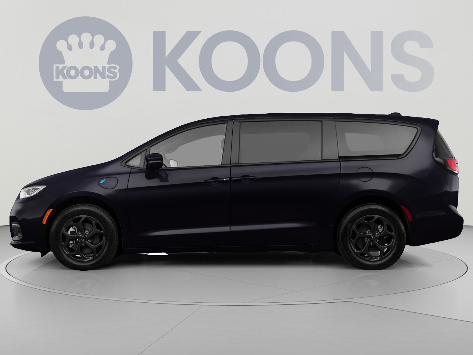 Used 2023 Chrysler Pacifica Limited w/ S Appearance Package FWD image 2