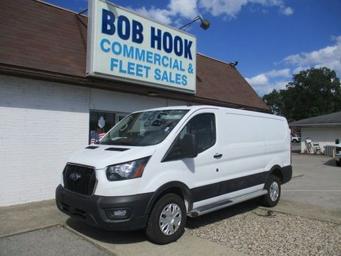 Used 2024 Ford Transit 250 Low Roof w/ Exterior Upgrade Package RWD image 27