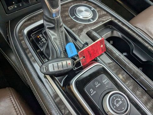 Used 2023 Nissan Armada Platinum w/ Captain's Chairs Package image 31