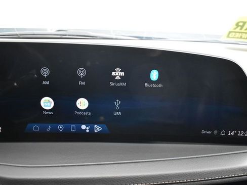 Used 2024 Cadillac XT4 Premium Luxury image 25