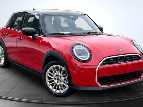 New 2026 MINI Cooper S image 2