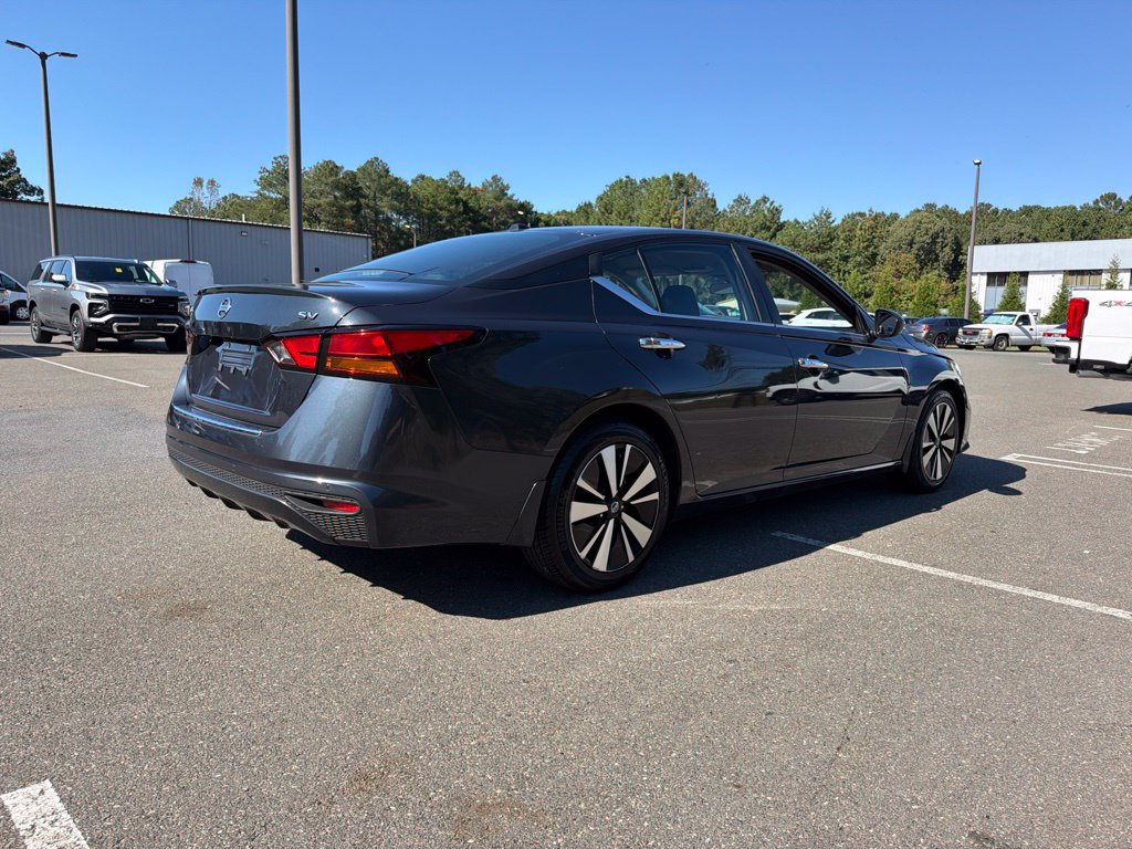Certified 2022 Nissan Altima 2.5 SV FWD image 5