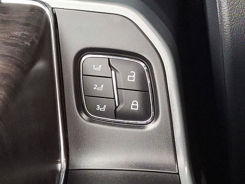 Used 2022 Ford F150 Lariat image 26