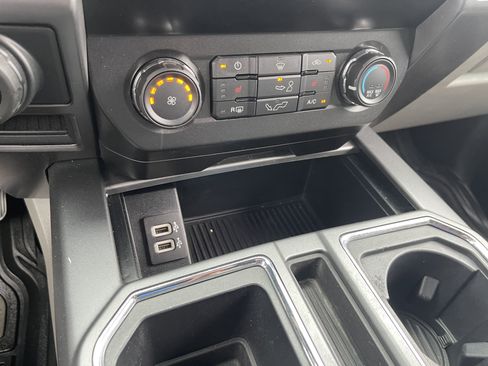 Used 2020 Ford F150 XLT w/ Equipment Group 302A Luxury RWD image 27