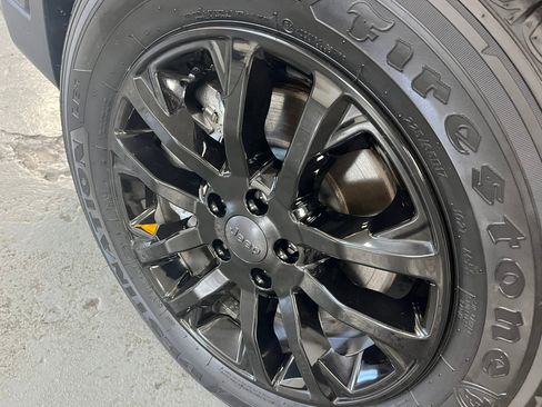 Used 2022 Jeep Cherokee Latitude Lux image 7